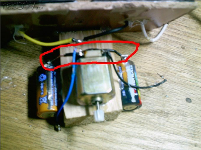 自制太阳能风扇充电二合一