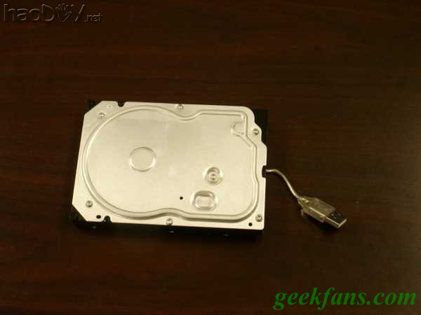 制作人人可做的USB移动“硬盘”