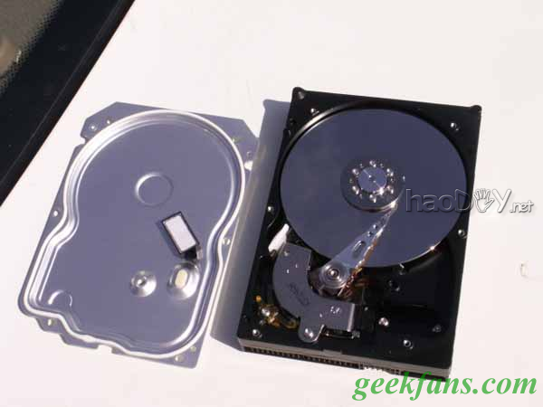 制作人人可做的USB移动“硬盘”