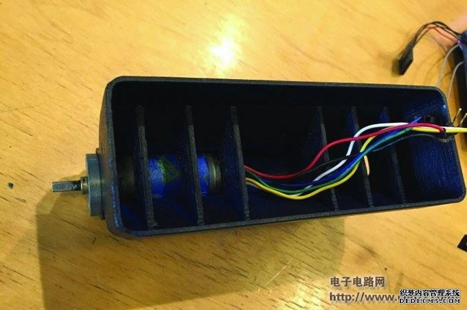 ����ʦ�ϰֶ��еļ��ܣ�˧�޵�ԽҰƽ��С��