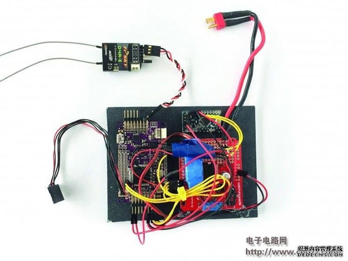 ����ʦ�ϰֶ��еļ��ܣ�˧�޵�ԽҰƽ��С��