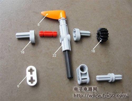 能巡线的NXT机器爬虫