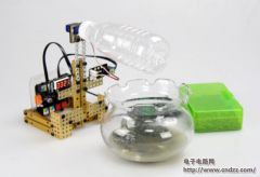 �ӼҺð��֣������Զ�ιʳ��