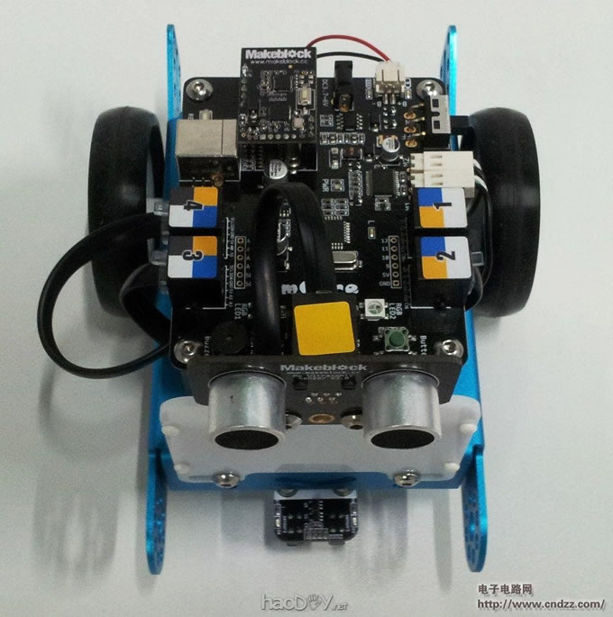 会“做”搞怪表情的小车,还可以红外遥控!