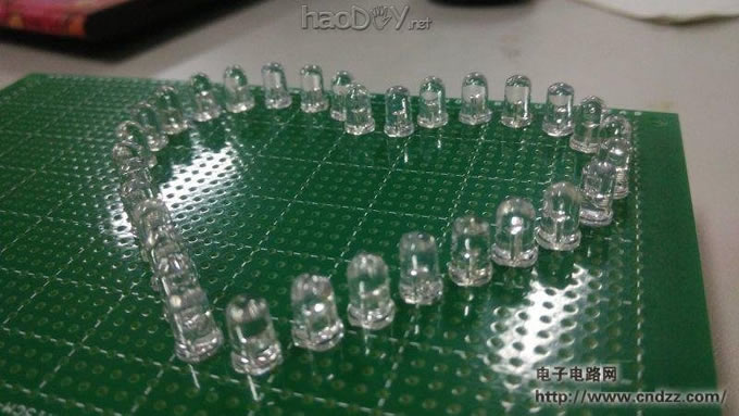 三合一作品:心形流水灯+数码管时钟+触摸无级调光台灯,这个礼物