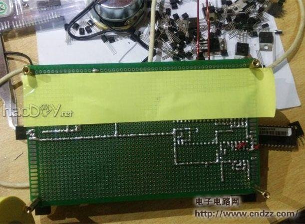三合一作品:心形流水灯+数码管时钟+触摸无级调光台灯,这个礼物