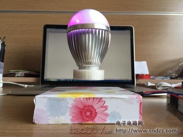 分享一只美轮美奂的磁悬浮彩灯,设计很赞