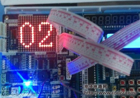 技术宅设计一个好玩的led点阵屏贪吃蛇游戏,自娱自乐