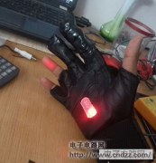 手套+废旧鼠标,DIY一个可穿戴鼠