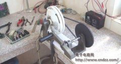 ��ţ�˰ѷϾɵ��ȸ�װ����ҡ�����